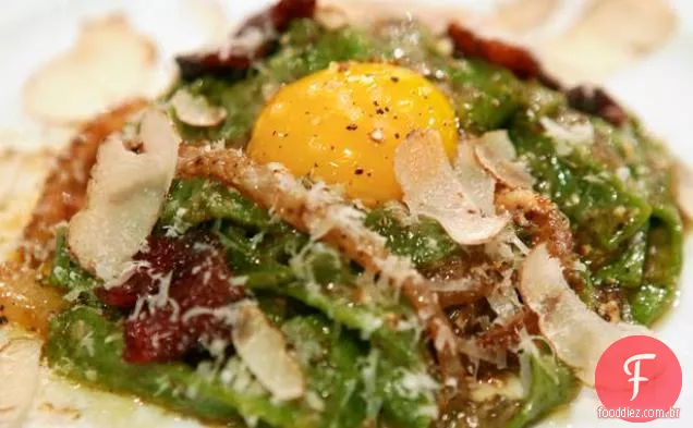 Espinafre Fettuccine Com Parmigiano-Reggiano