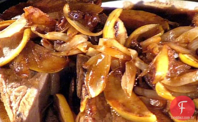 Costeletas De Porco De Maçã E Gengibre