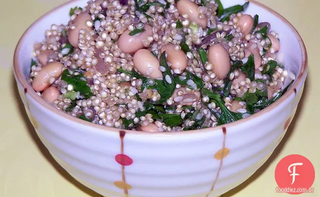 Quinoa Com Soja, Salsa, Sementes De Gergelim E Cebola Roxa