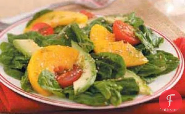 Salada De Espinafre Com Abacate E Pêssego
