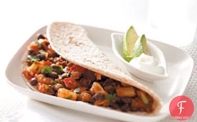Tacos Macios De Feijão E Ananás