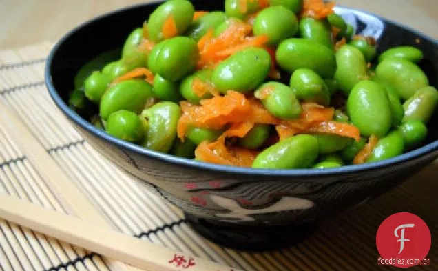 Edamame E Salada De Cenoura