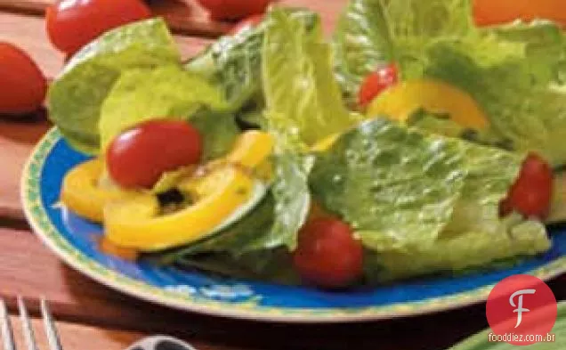 Salada de jardim com molho de limão
