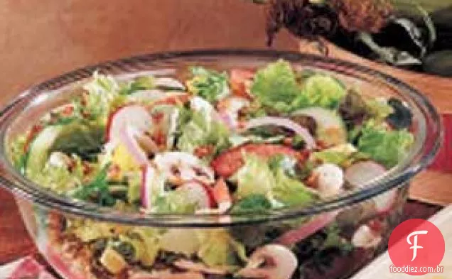 Salada Colorida Do Jardim