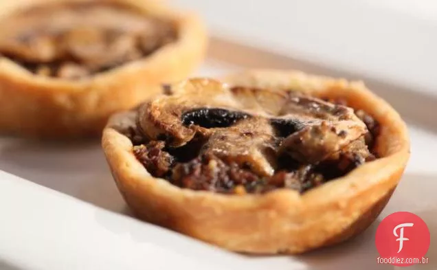 Tartes De Nozes Com Cogumelos
