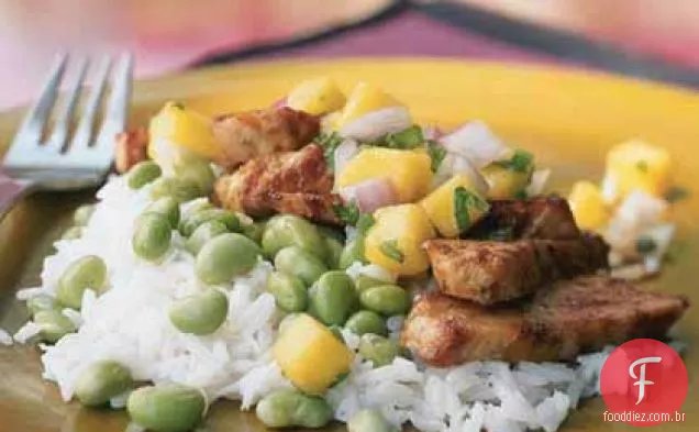 Frango com molho de Manga, Edamame e arroz de coco