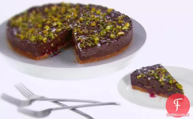 Tarte De Pistache, cereja e Chocolate