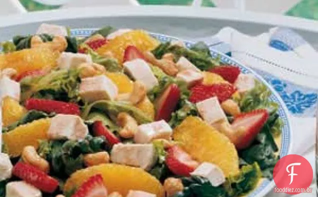 Salada De Frango Com Morango E Laranja
