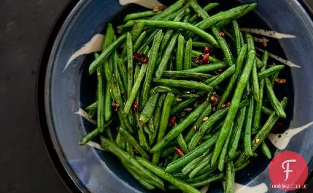 Feijão longo Chinês frito estilo Sichuan