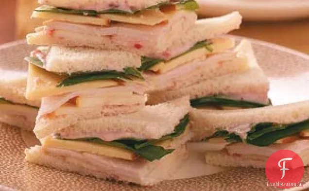 Sanduíches De Chá De Peru, Gouda E Maçã