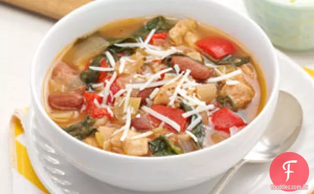 Sopa De Frango E Espinafre Com Ervas