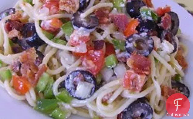 Salada de esparguete de Sharese