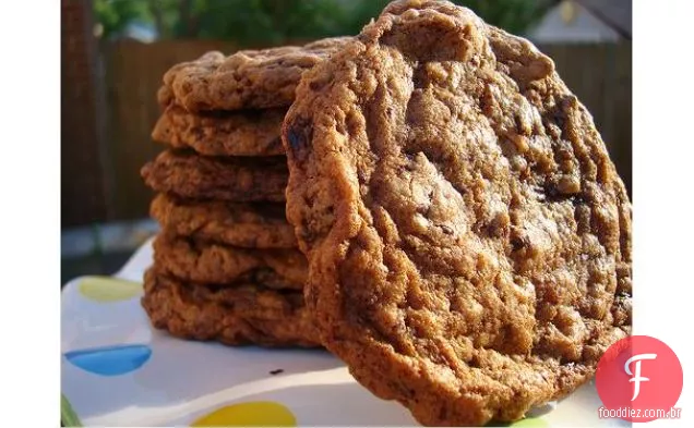 Chocolate Chip Strawberry Crunch Cookies