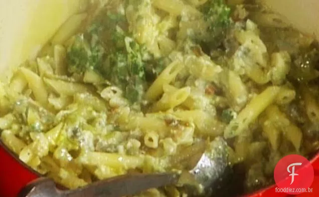 Penne com alcachofras: Penne ai Carciofi