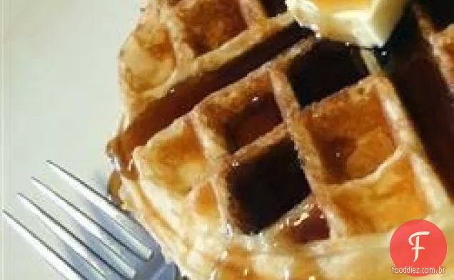 Waffles Básicos à moda antiga, rápidos e fáceis