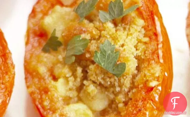 Tomates torrados com alho, Gorgonzola e ervas aromáticas