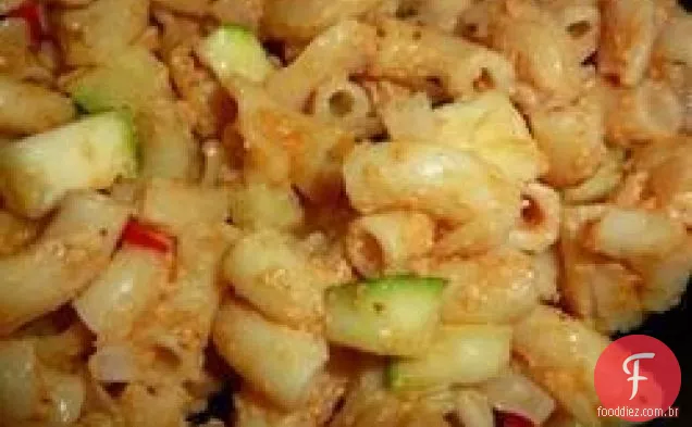 Macarrão vegano e sem queijo