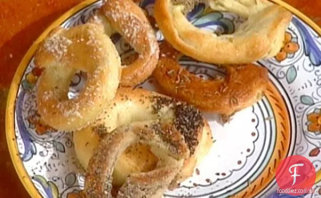 Pretzels Cozidos Italianos: Taralli