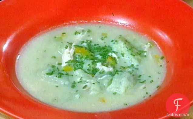 Canja de galinha com bolinhos de leitelho