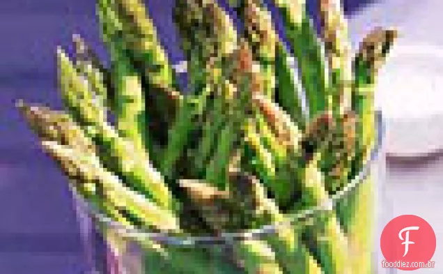 Espargos com molho Wasabi-maionese