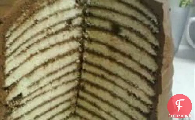 Bolo De Chocolate De Quatorze Camadas
