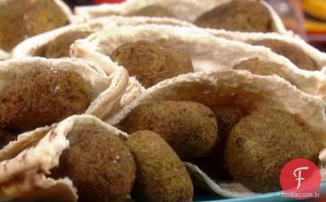 Sanduíches de ervilhas fritas e de hortelã: Pea-lafels