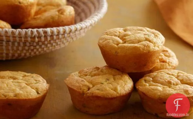 Pães Individuais De Colher De Milho