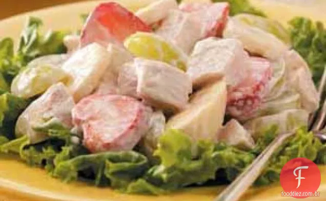 Salada de frango e frutas
