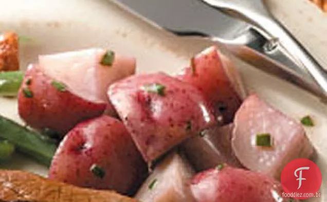 Batatas vermelhas de manjericão para 2