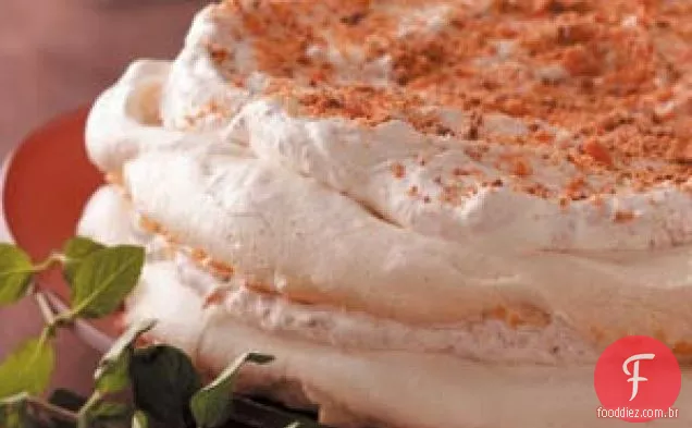 Candy Bar Merengue Torte