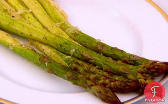 Espargos Torrados Com Parmesão