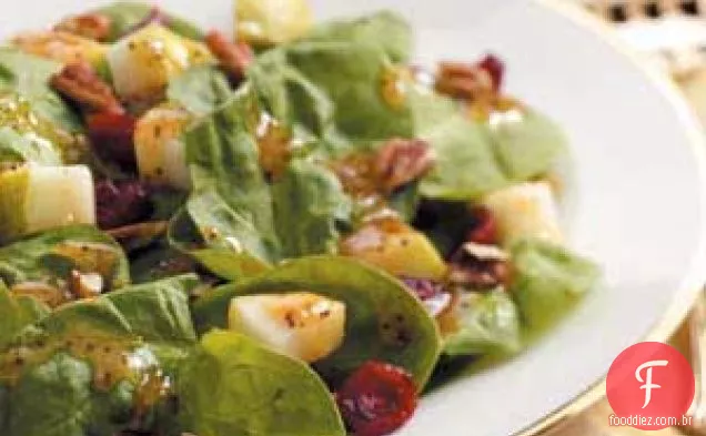 Salada De Espinafre Com Amora E Pêra