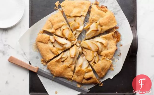 Torta de maçã plana com crosta de torta perfeita