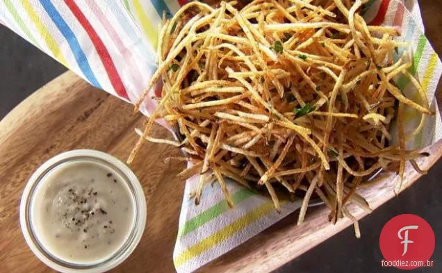 Batatas fritas com trufas Aioli