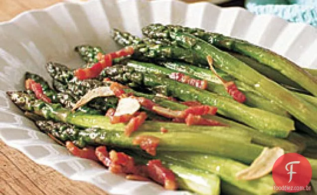 Espargos salteados com Pancetta