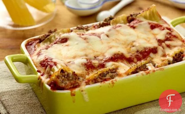 Manicotti de carne e queijo