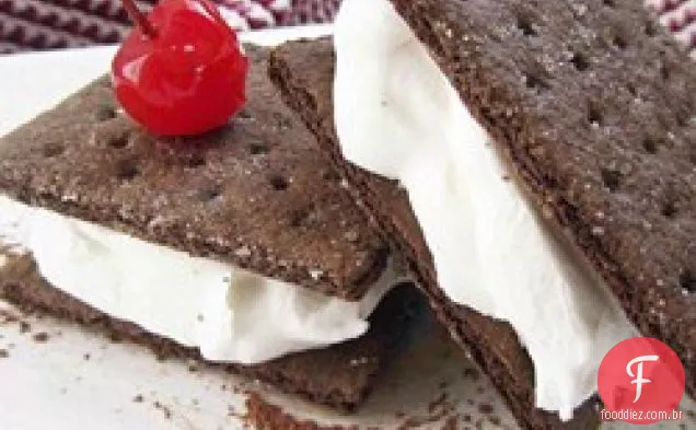 Sanduíches Congelados De Chocolate Graham 'Ice Cream'