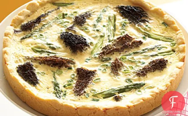 Espargos e quiche Morel