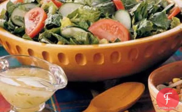 Salada com vinagrete de limão