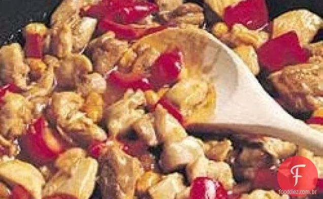 Frango Com Amendoim Picante