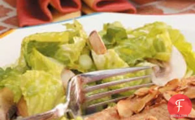 Salada De Cogumelos Romaine