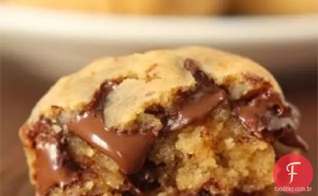 Biscoitos de chocolate com manteiga de amendoim sem grãos veganos