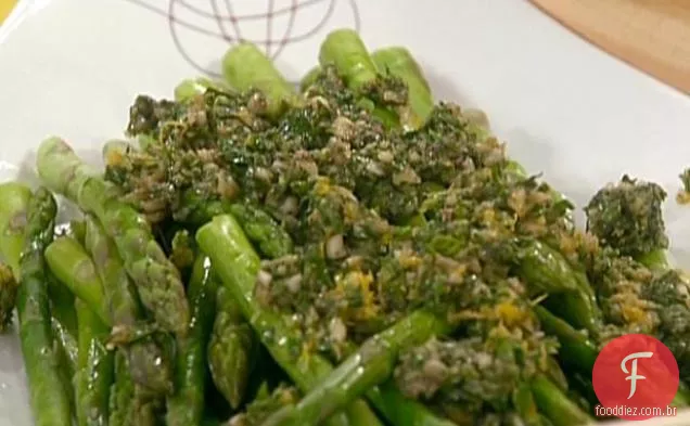 Espargos com Gremolata