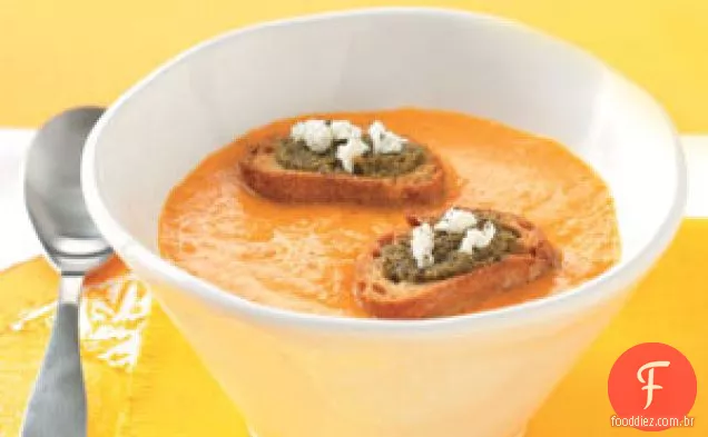 Sopa de tomate amarelo com Croutons de queijo de cabra