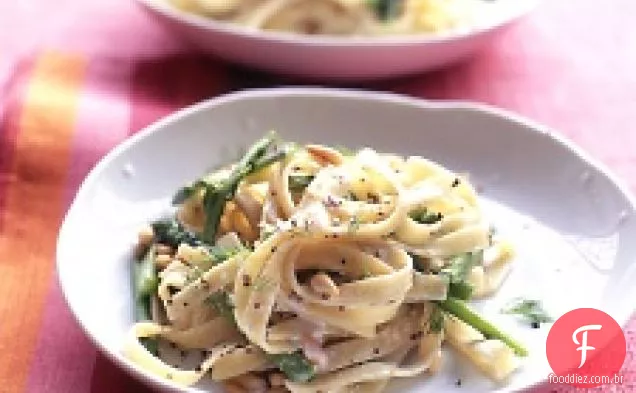 Fettuccine Cremoso Com Espargos