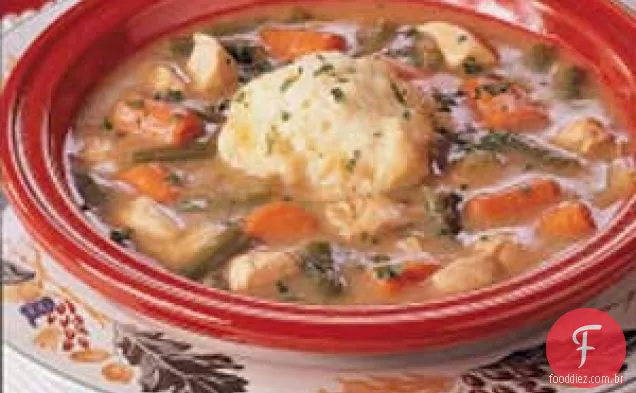 Ensopado de peru com bolinhos
