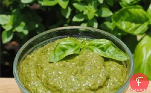 Pesto De Manjericão E Noz-Pecã