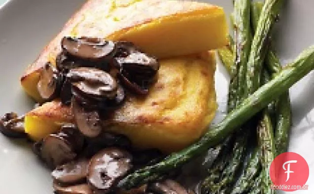 Polenta Cunhas Com Espargos E Cogumelos