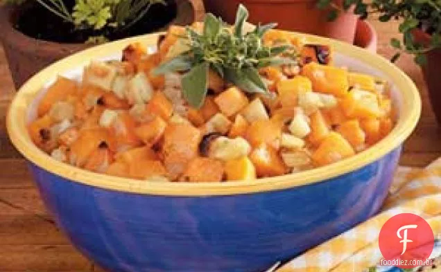 Vegetais De Raiz Torrados No Forno