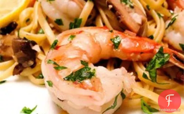 Camarão Scampi com massas